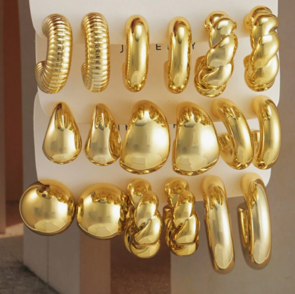 18 Pieces/Set Oversized C-Shaped Twist Strip, Waterdrop, Bull Hoop Earring Set (5 Sets)