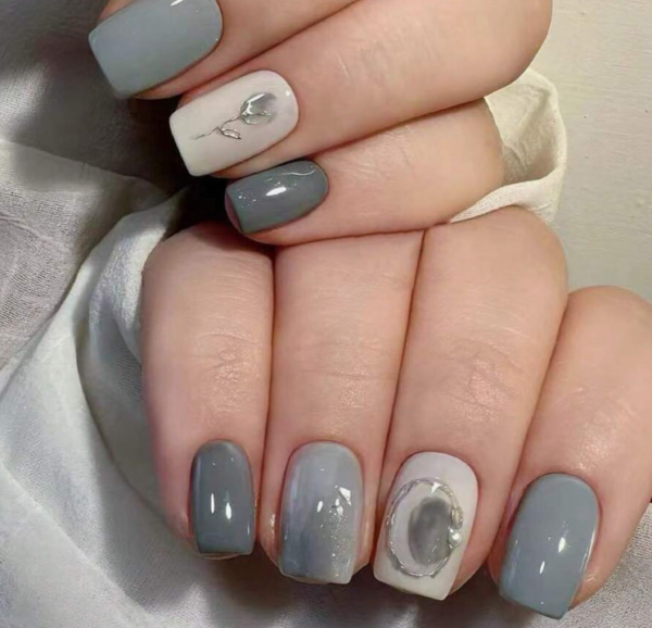 24pcs Full Cover Pre-Designed Pressed On Nail (5 Sets)