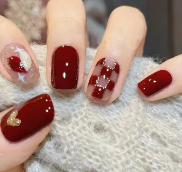 24pcs Red Short Square Shape Pressed On Nail (5 Sets)