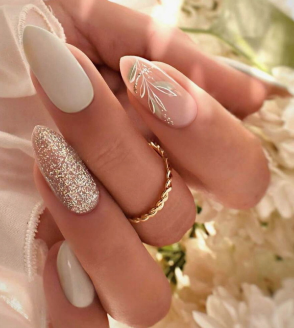 24pcs Green Almond Shape Pressed On Nails (5 Sets)