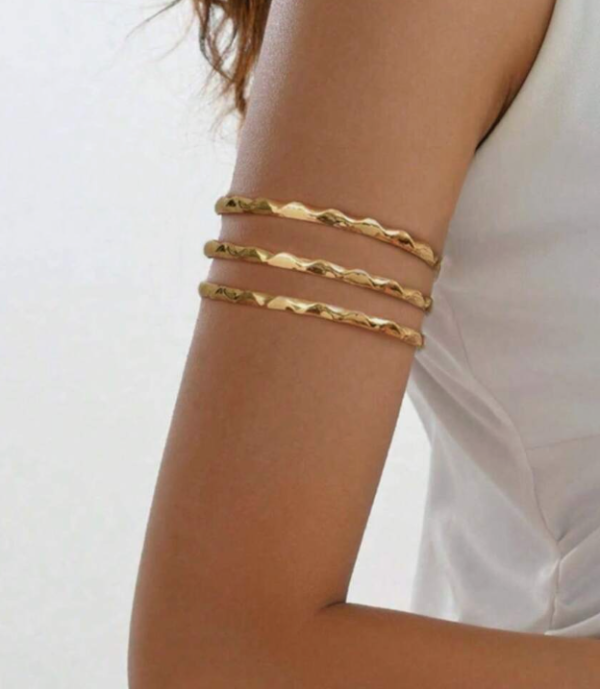 Gold Minimalist Layered Arm Cuff (5 Sets)