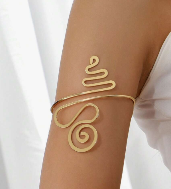 Fashionable Gold-Tone Arm Cuff (5 Sets)