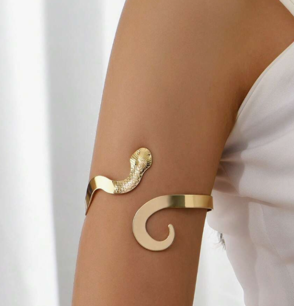 Fashionable Gold-Tone Arm Cuff (5 Sets) - Image 2