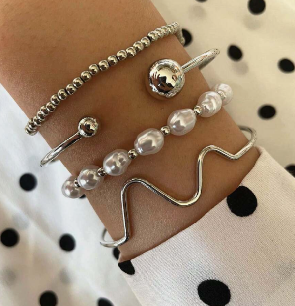4pcs Asymmetrical Chain Faux Pearl Bracelet Set (5 Sets) - Image 2