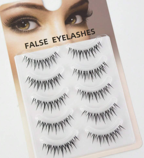 5 Pairs of Cartoon Style Pointed Tip False Eyelashes (5 Sets)