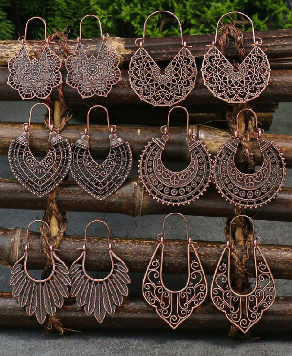 TopHanqi 6 Pairs/Set Bohemian Zinc Alloy Hollow Out Flower Design Hoop Earring (10 Sets)