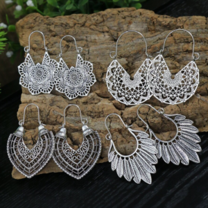 TopHanqi 4 Pairs Hollow Out Flower & Geometric Design Earring (10 Sets)