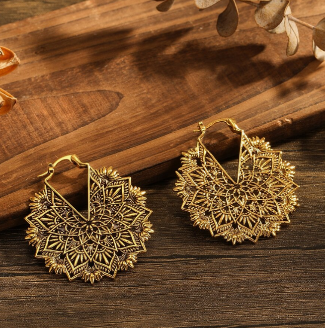 Hollow Out Hoop Earring (10 Sets)