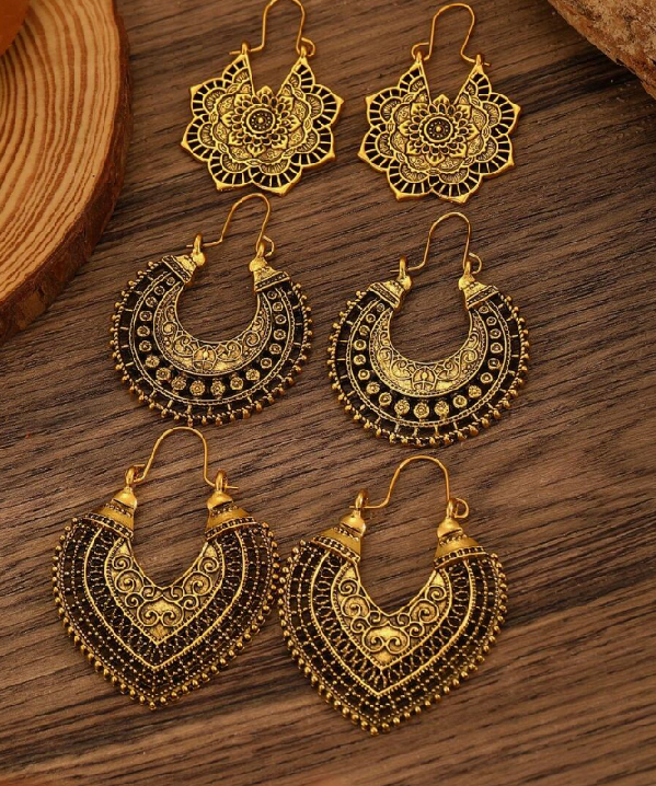 3 Pairs Vintage Boho Style Hollow Floral Earring Set (10 )