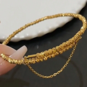 Gold-Color Crumb Single Circle Memory Wire Bracelet (10 Sets)