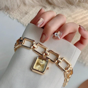 Women's Strap Quartz Watch (10 Sets)