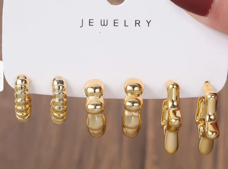 resin vintage earring (10 pieces) resin vintage earring (10 pieces)