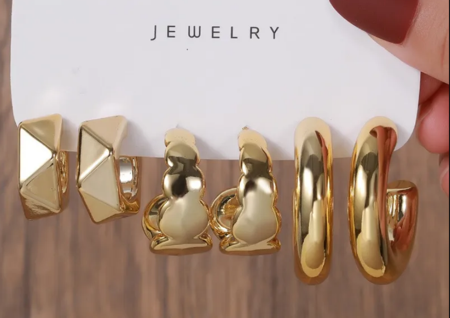 resin vintage earring (10 pieces) resin vintage earring (10 pieces)